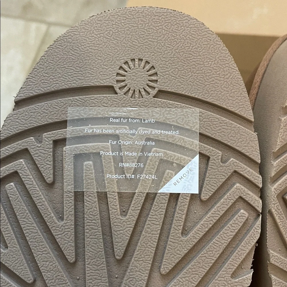 Ugg Bea Mary Jane Platform Slide 8